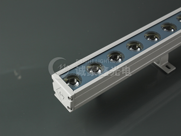 LED wall washing lamp